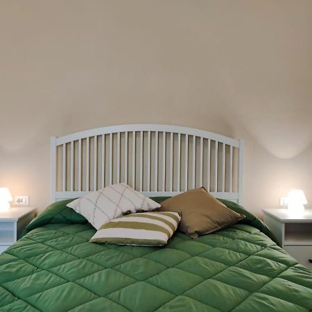 La Capasa Di Casada Apartment Spongano Luaran gambar
