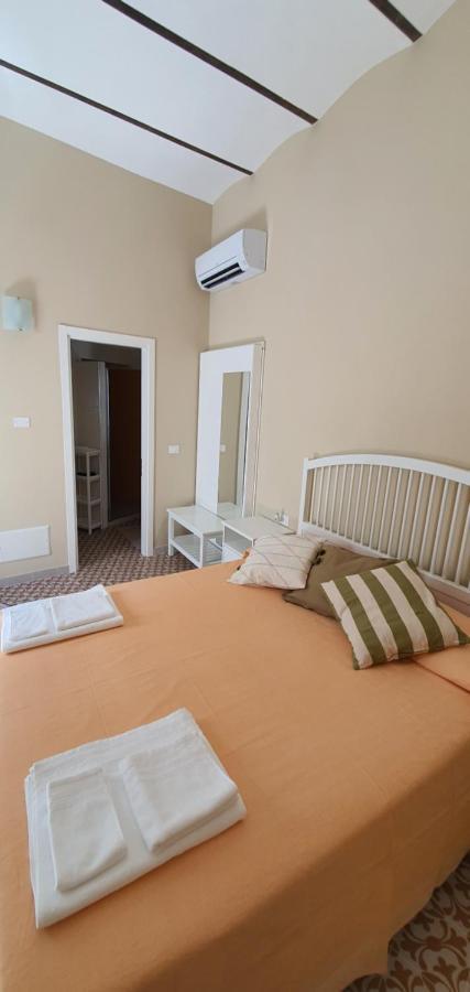 La Capasa Di Casada Apartment Spongano Luaran gambar