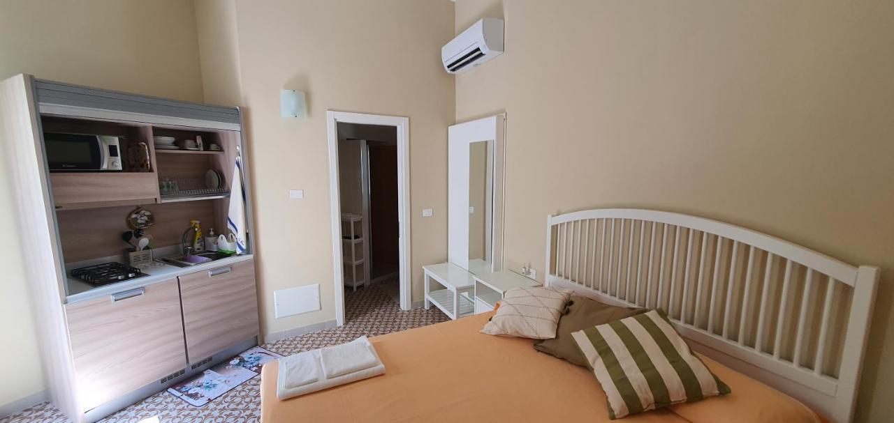 La Capasa Di Casada Apartment Spongano Luaran gambar
